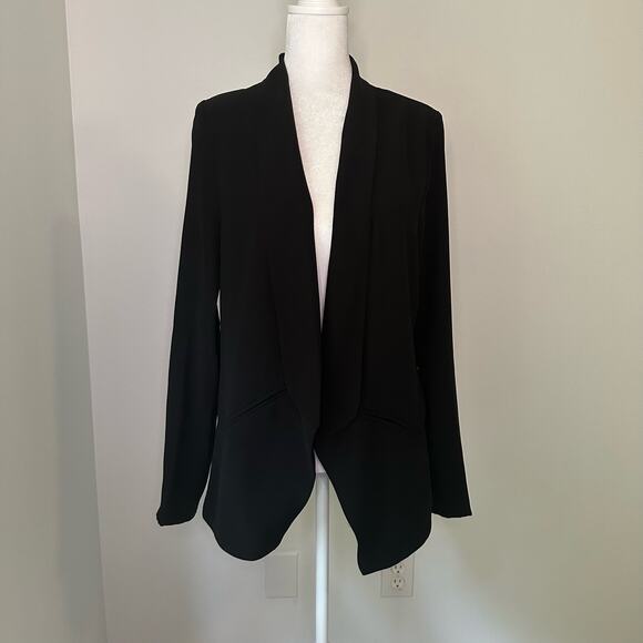 Lulu's Miss Punctuality black lightweight open-front blazer size M - Picture 2 of 9